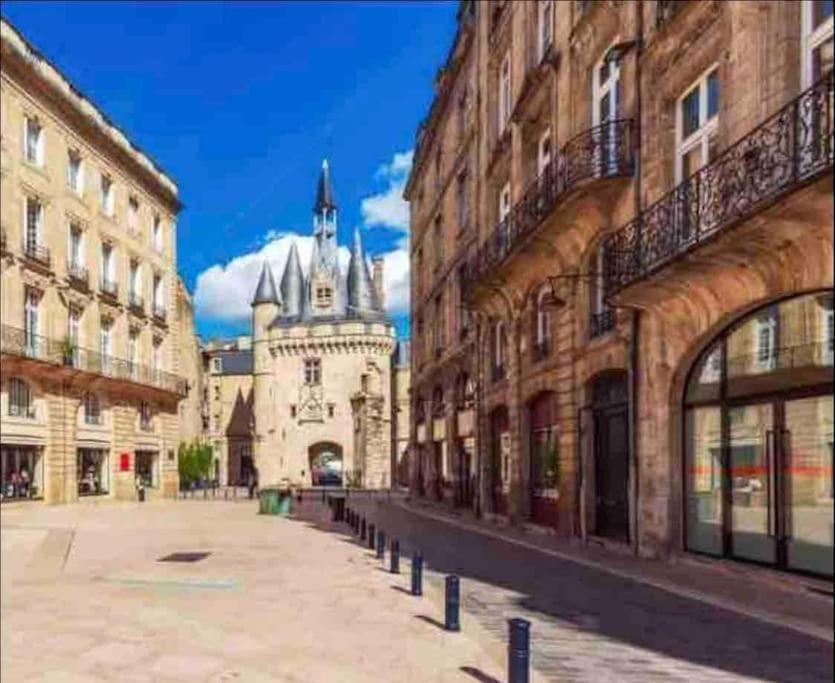 Chalet Cosy Secteur Calme Tram A 120 M Gare Aeroport Cenon Exterior foto